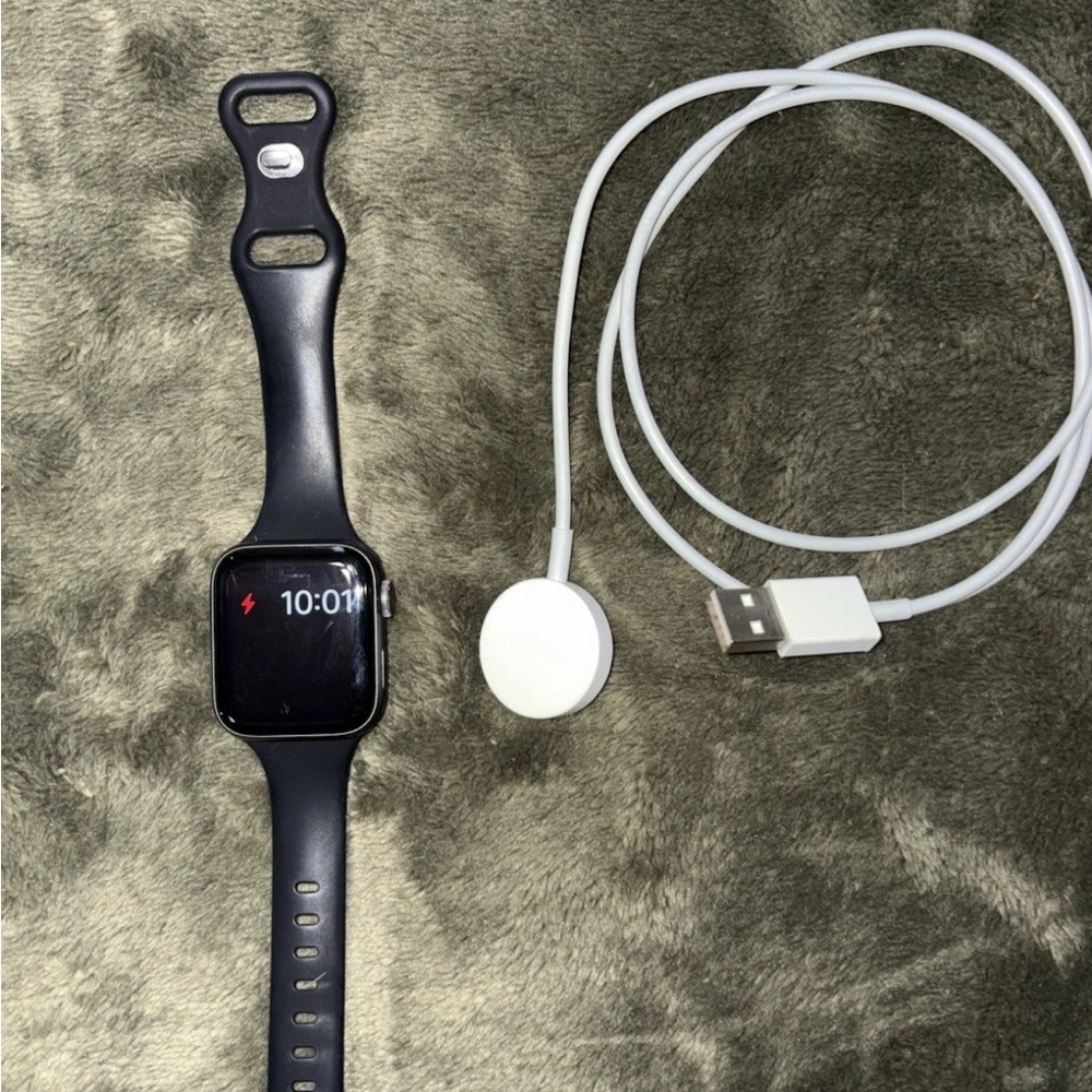Apple Watch Series 5 40mm black aluminum case with gps watch only